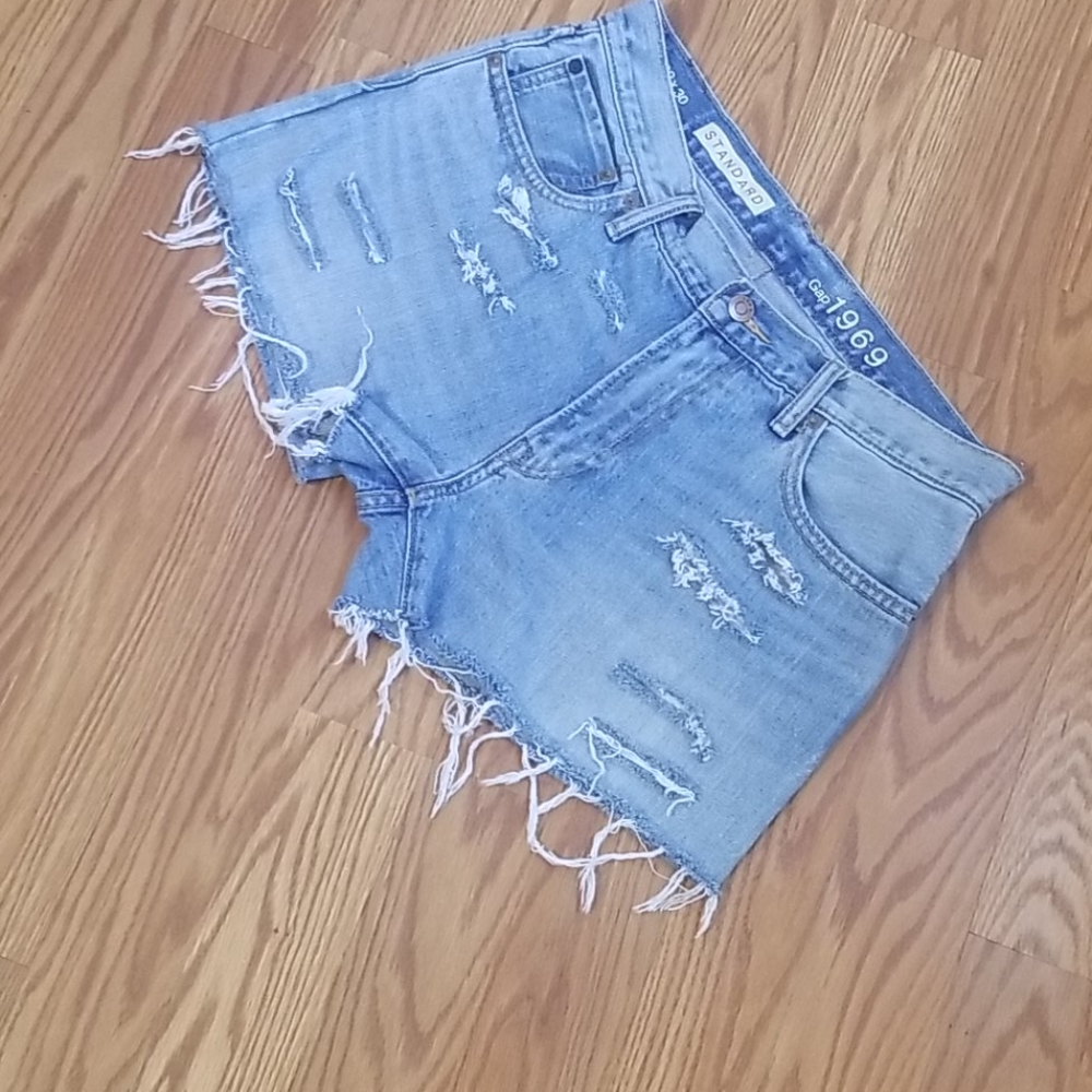Distressed gap‎ 1969 shorts 30